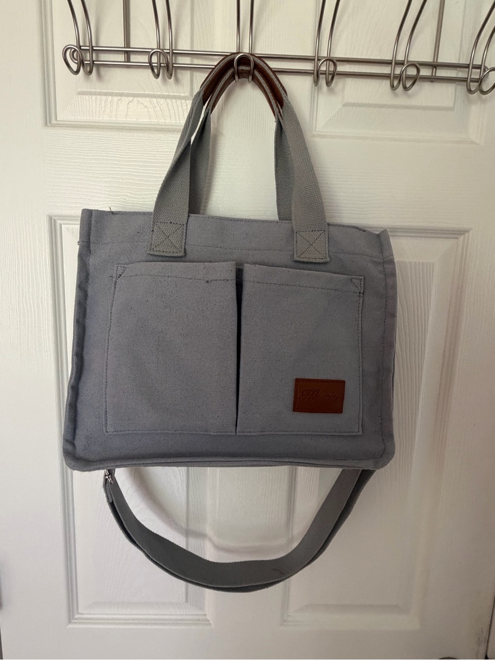 Everyday Shoulder Tote Bag in Light Gray
